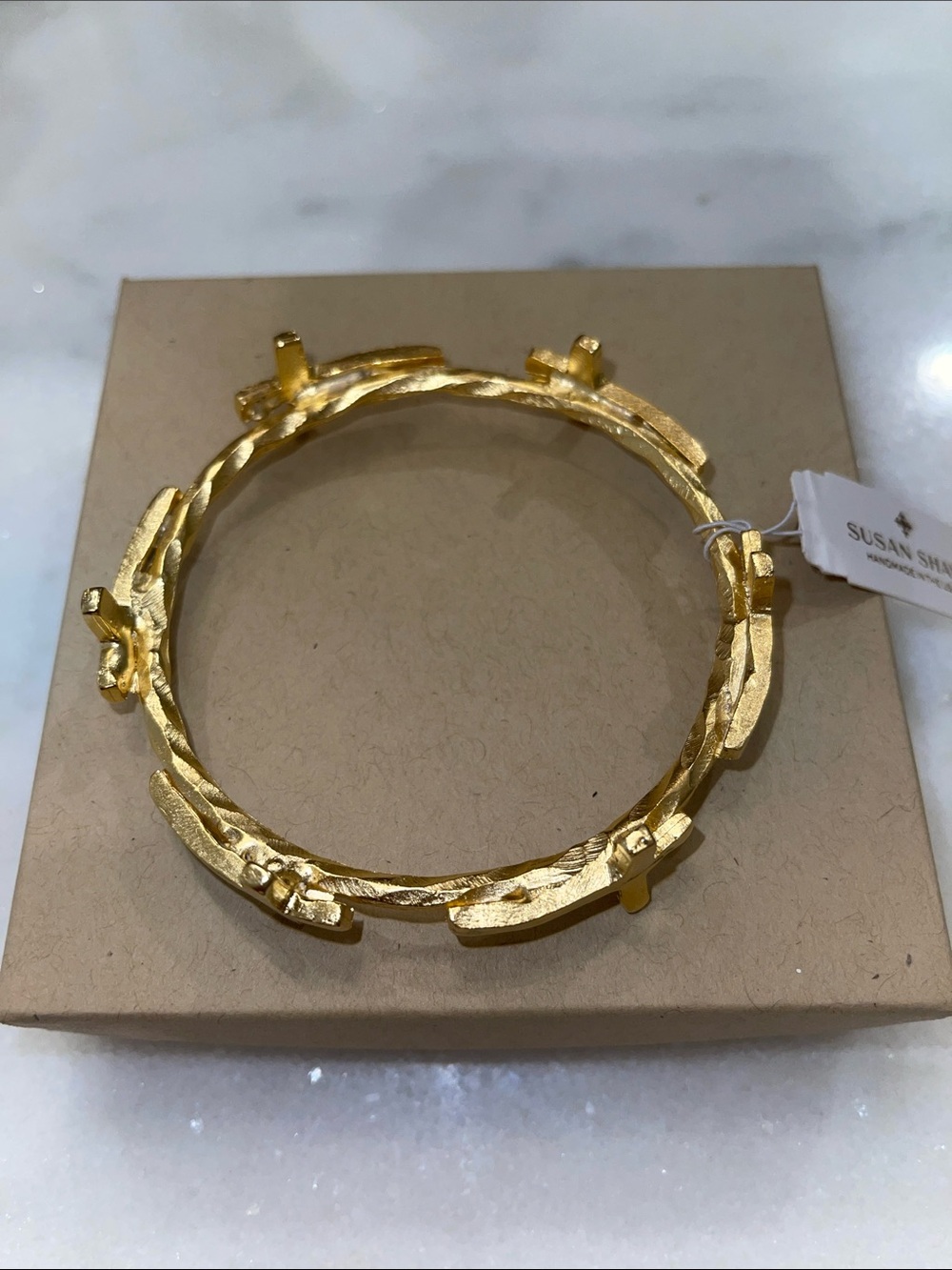Susan Shaw Gold Cross Link Bangle Bracelet for Women - Picture 2 of 4